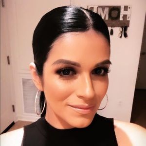 Meet your Posher, Bella